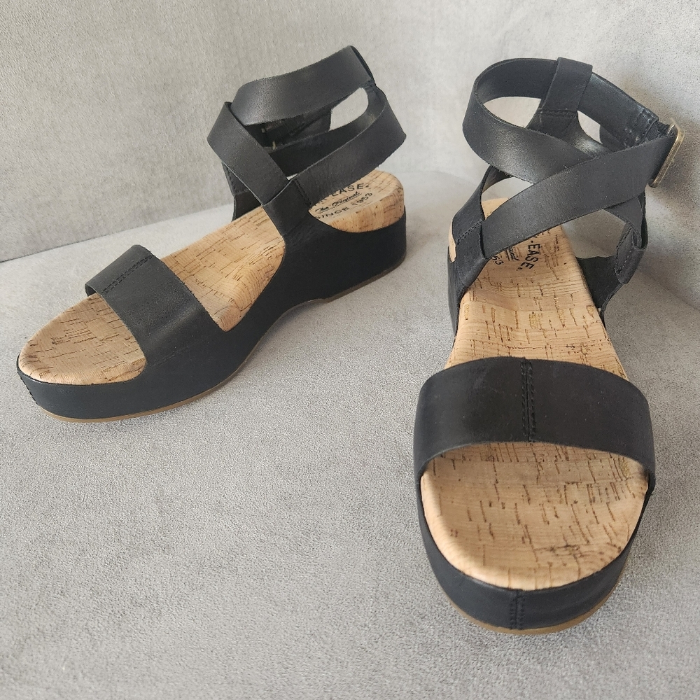 Kork-Ease Sandals 8 Black Leather Yadira Ankle Strap Platform Comfort New $160 - Picture 4 of 16